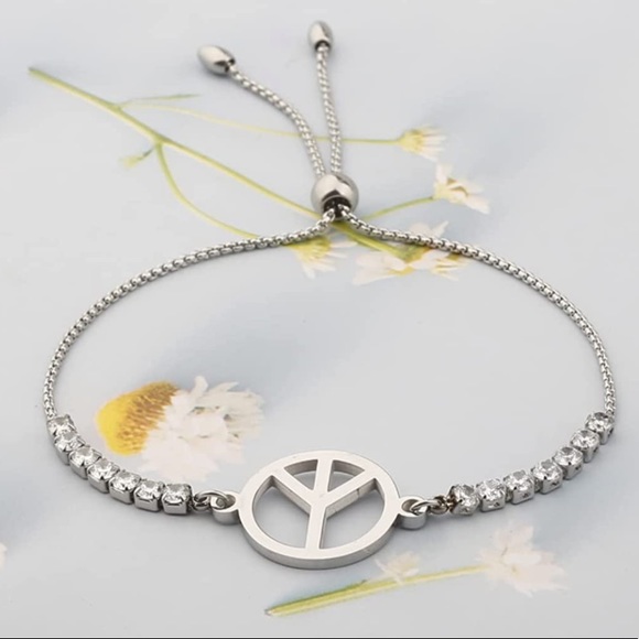 Jewelry - Vintage Sterling Silver Peace sign Bracelet Silver Retro Love Jewelry